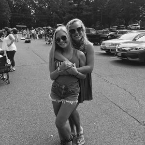 Meet your Posher, Meredith